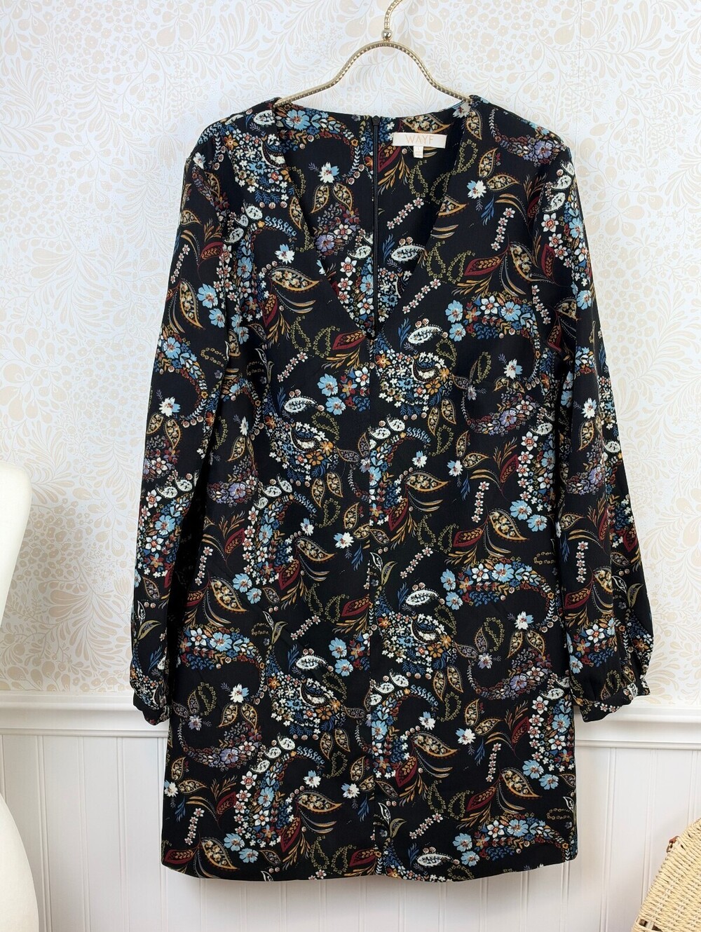 WAYF Black Floral Malone Plunge Mini Long Sleeve Shift Dress - Size - Large - Picture 3 of 7